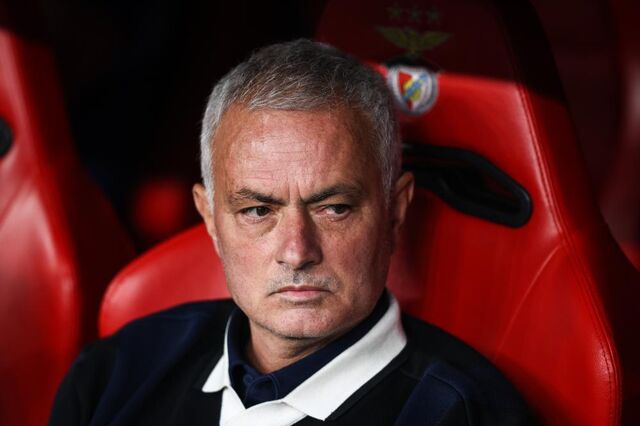 Despedimento de Mourinho vale mais 26 milhões às ações do Fenerbahçe