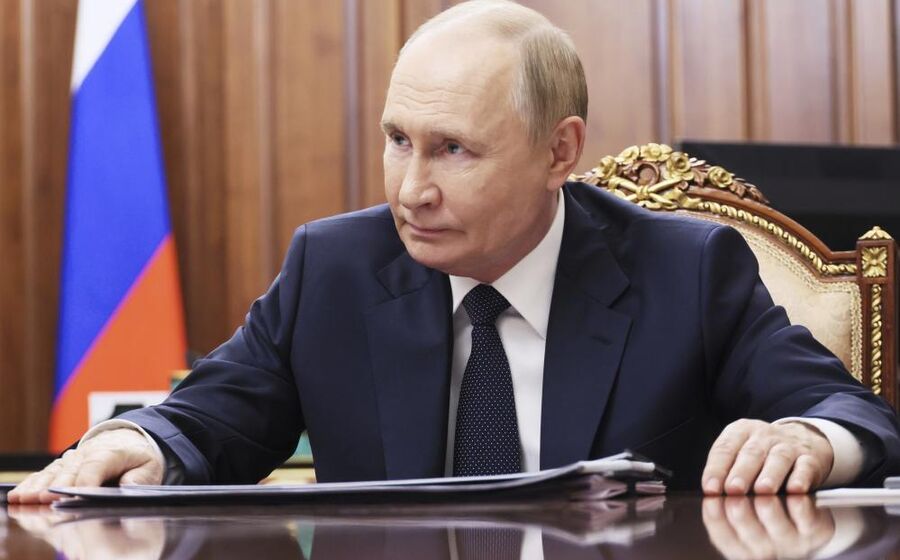Putin admite reunião com Zelensky sobre acordo de tréguas