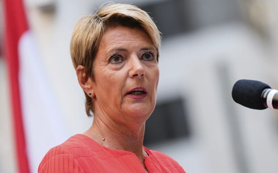 Karin Keller-Sutter, Presidente da Suíça, vai aos EUA apresentar proposta a Trump