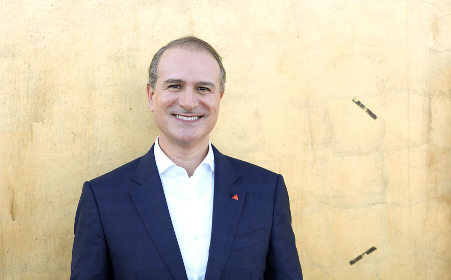 Rui Miguel Nabeiro, líder da Delta Cafés, ambiciona o top 10 mundial e abriu loja em Paris