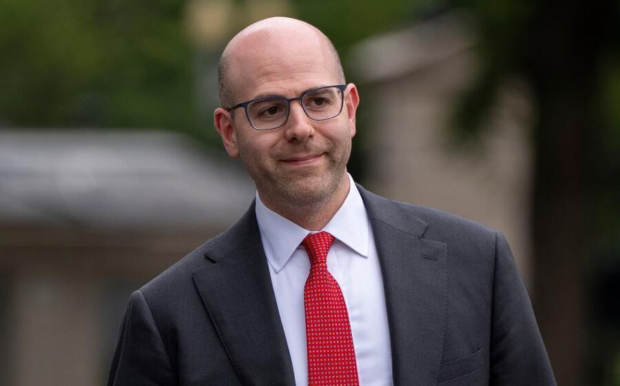 Stephen Miran nomeado para o Conselho de Governadores da Fed