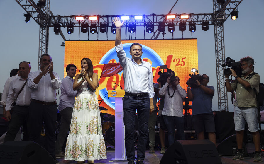 Luís Montenegro anuncia concurso para hospital no Algarve, no Pontal