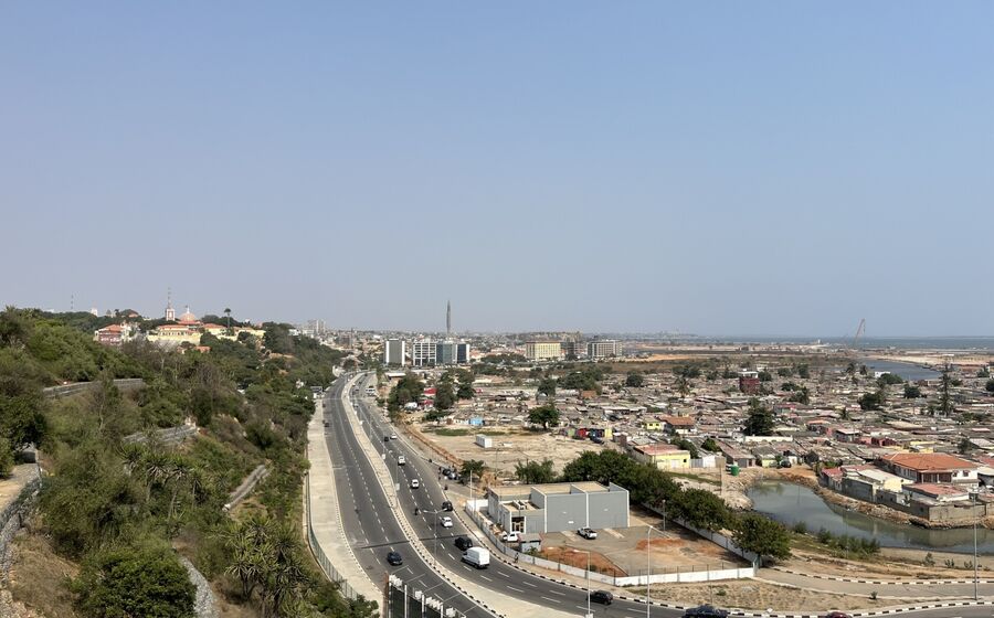 Mota-Engil executa obra na marginal da Corimba, Luanda, com financiamento de Portugal