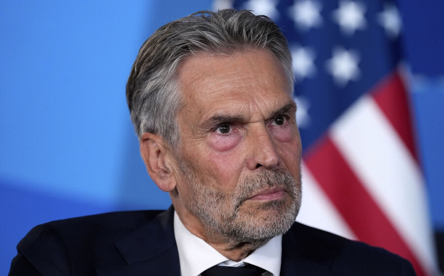 Dick Shoolf, primeiro-ministro dos Países Baixos.