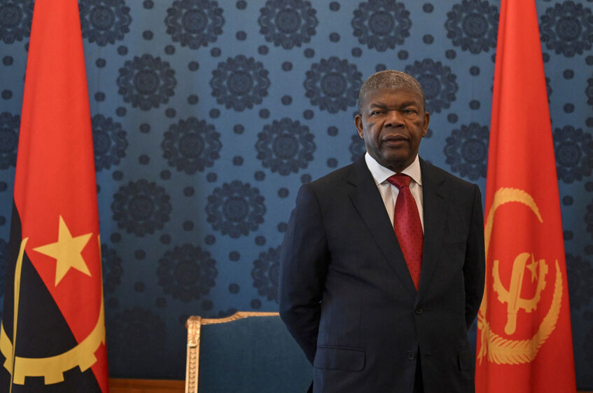 #27 - João Lourenço