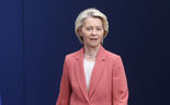 Ursula von der Leyen, líder da UE, enfrenta desafios em Bruxelas no seu segundo mandato