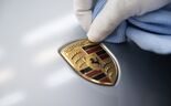 Porsche revê lucros devido à fraca procura por veículos elétricos