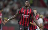 Estádio de San Siro vai ser vendido ao AC Milan e Inter de Milão