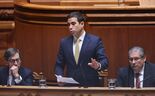 A nova lei de estrangeiros foi aprovada no Parlamento.
