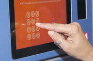 Cacifos CTT transformam-se em estações de self-service