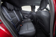 Interior do Renault Clio de sexta geração, reinventado para o segmento citadino