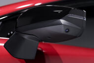 Espelho retrovisor do Renault Clio de sexta geração, modelo reinventado