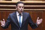 Montenegro anuncia redução de IRS para rendas, isenção de mais-valias e maior dedução