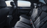 Interior do BYD Seal 6 DM-i com tecnologia Super Híbrida Plug-in