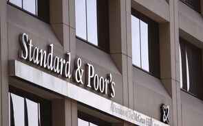Na sexta-feira a Standard and Poor's subiu o rating do país, surpreendendo os analistas que não esperavam qualquer mudança.