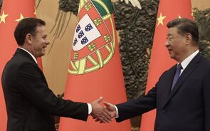 Montenegro na China procura investimento para Portugal