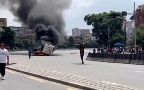 Primeiro-ministro do Nepal cede à pressão dos protestos violentos e demite-se  