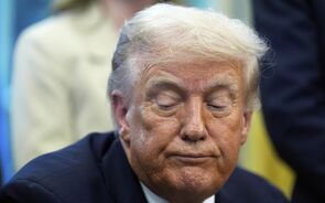 Trump exige 15 mil milhões de dólares ao jornal New York Times por difamação