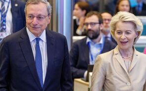 Von der Leyen promete 'urgência' após críticas de inércia de Draghi