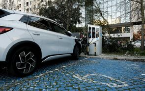 Petição pede que só circulem carros elétricos no centro de Lisboa