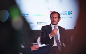 CMVM suspende ações da Impresa para investidores 'absorverem' negociação com italianos da MFE