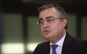 O administrador José Miguel Almeida diz a CMVM não tem preferência pela forma de crescimento.