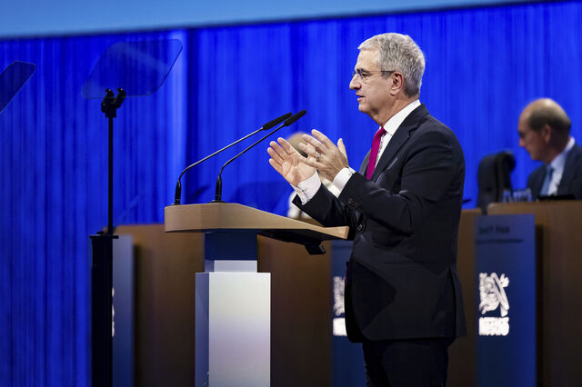 CEO da Nestlé demitido após caso amoroso com colega. Presidente da Nespresso assume cargo