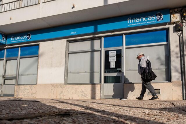 Frente Sindical exige aumento salarial de 6,4% na função pública em 2026