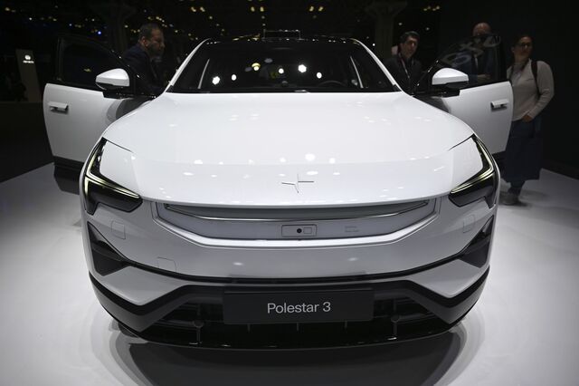Polestar com prejuízo de mil milhões de dólares em plena guerra comercial e queda dos elétricos