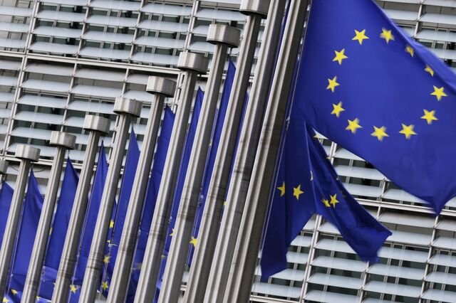 UE avalia novas sanções à Rússia para atingir bancos e empresas de petróleo