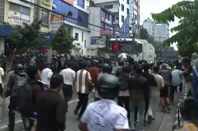 Pelo menos 10 mortos em protesto contra bloqueio de redes sociais no Nepal