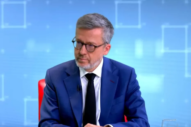 'Demissão seria um ato de cobardia', diz Moedas 