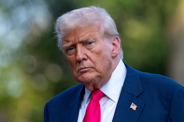 Trump contra-ataca e quer governadora Lisa Cook destituída até 2.ª feira