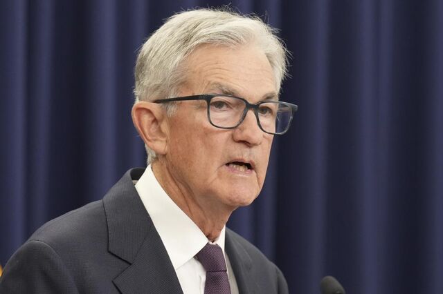 Powell avança com corte de juros de 'gestão de risco' inferior ao que queria Trump