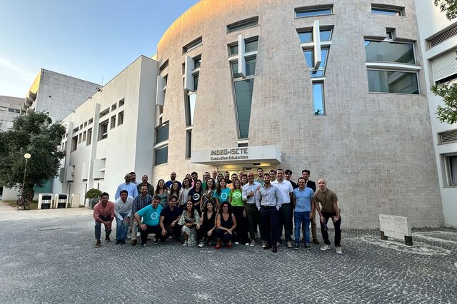 Formação executiva com prática real e visão global