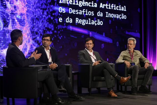 Operadores pedem equilíbrio à Anacom na regulação da IA