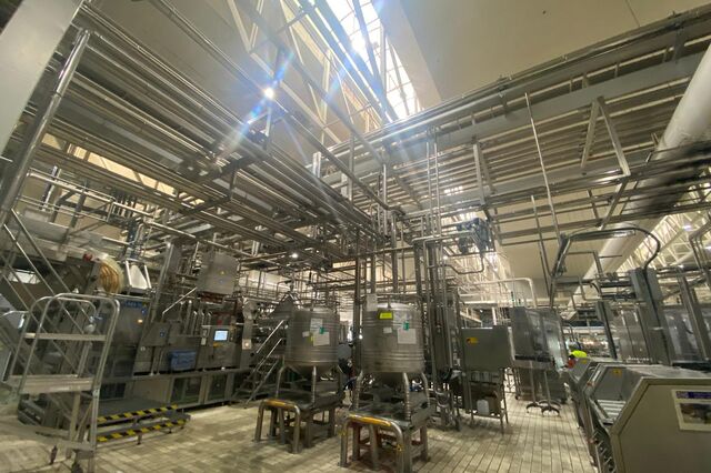 Danone inova em fábrica de Espanha que enche as prateleiras em Portugal
