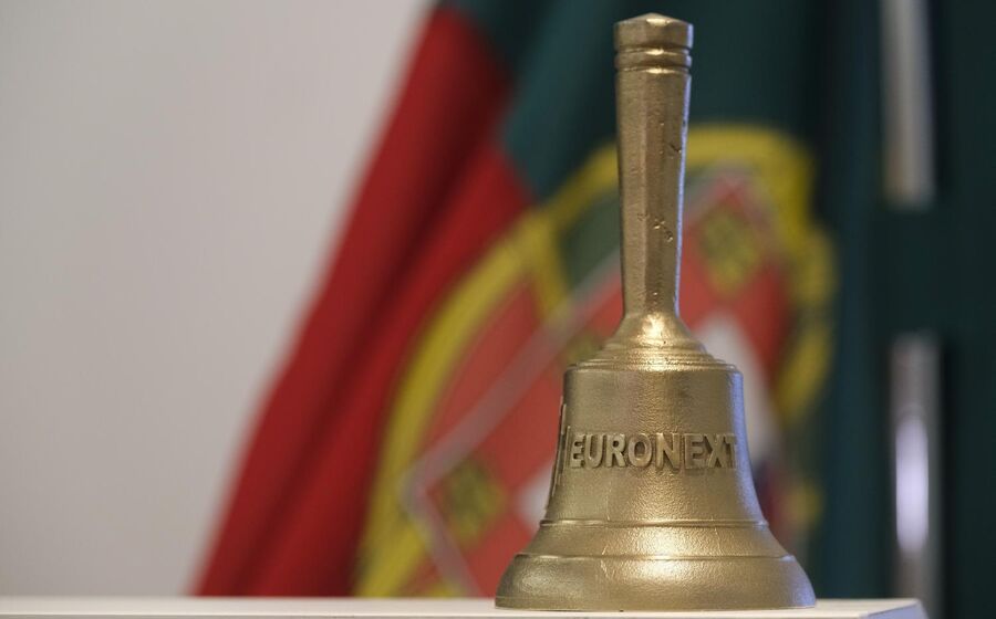 Bolsa de Lisboa no vermelho, Jerónimo Martins perde mais de 2%