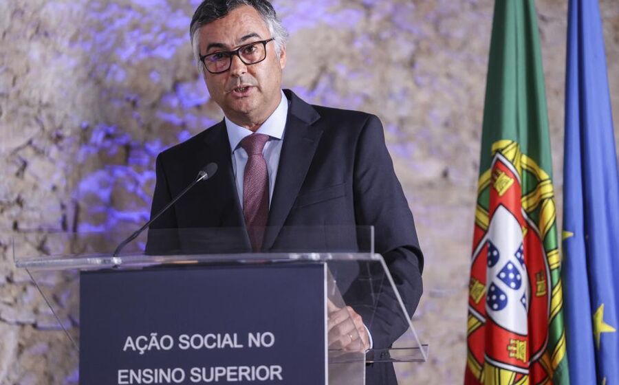 Ministro da Educação diz que 'nunca pressionou' reitor da Universidade do Porto por vagas extra em Medicina