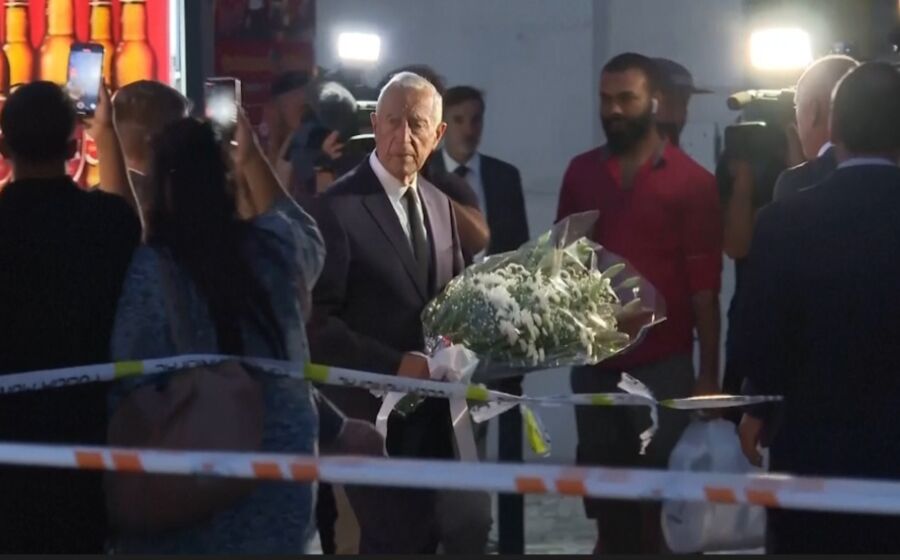 Marcelo Rebelo de Sousa visita local do acidente do Elevador da Glória