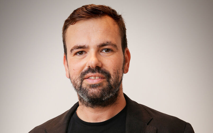 João Silva diz que o facto de ser português lhe tem trazido “várias vantagens”.