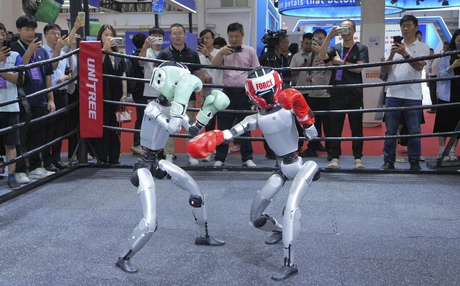 Empresa chinesa procura avaliação de 6 mil milhões com robôs de combate