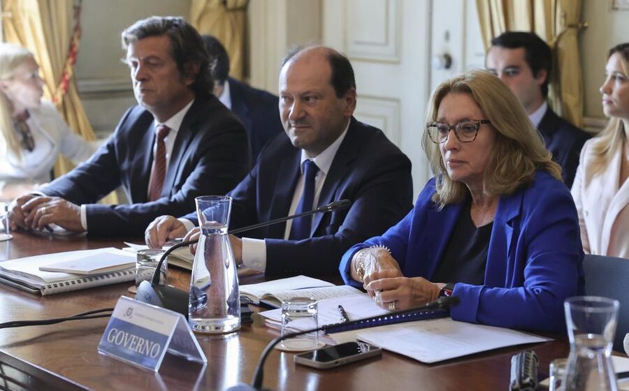 Ministra do Trabalho na concertação social para discutir anteprojeto de alterações à legislação laboral.