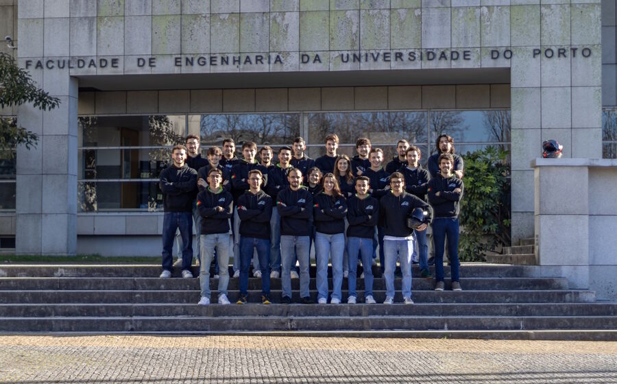 O MotoStudent FEUP envolve um total de 42 estudantes da instituição universitária. 