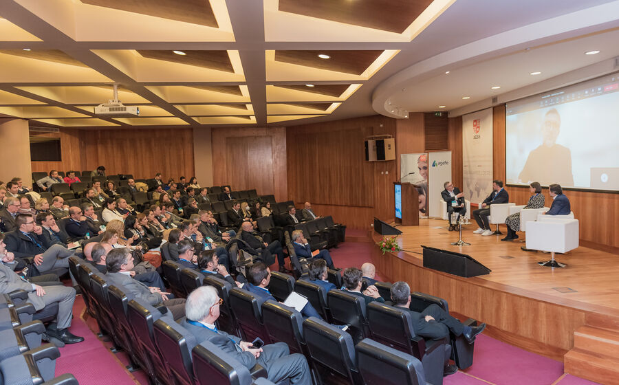 Líderes debatem economia digital e consumo sustentável em evento da AGEFE