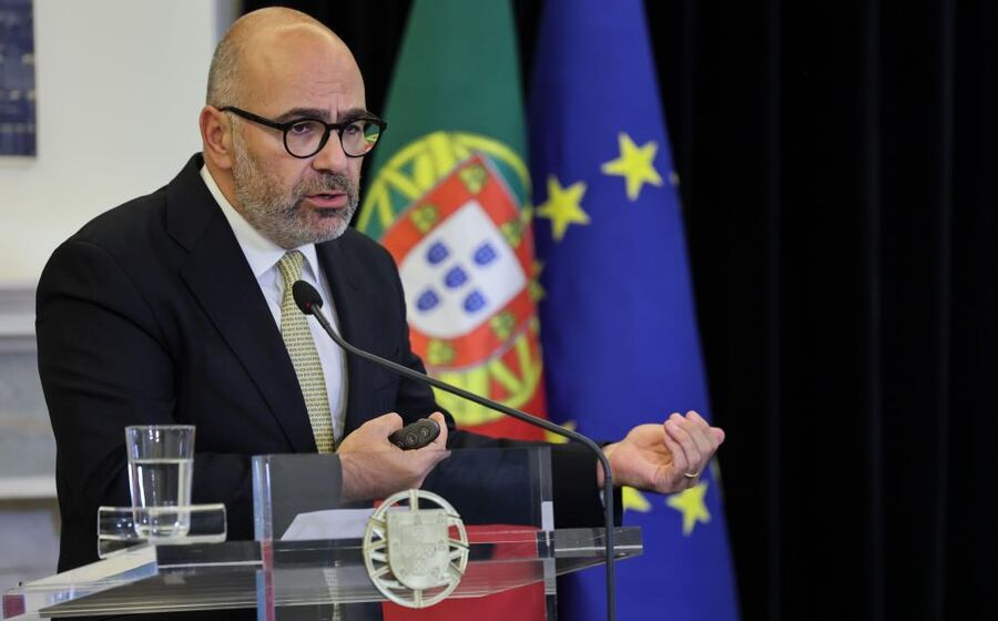 Renda moderada vai ser até 2.300 euros e terá IRS a 10%