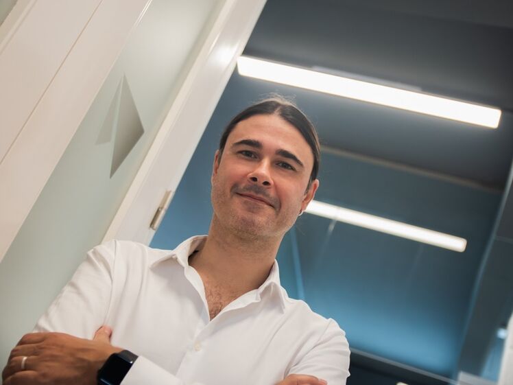 Webcomum aposta na indústria e reforça crescimento