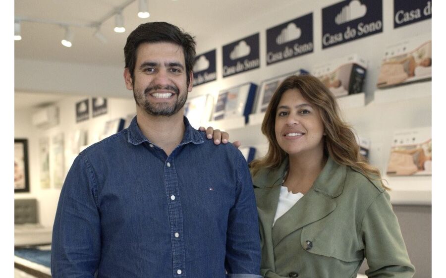 Casal brasileiro Netto chegou há oito anos a Portugal e já tem seis Casa(s) do Sono