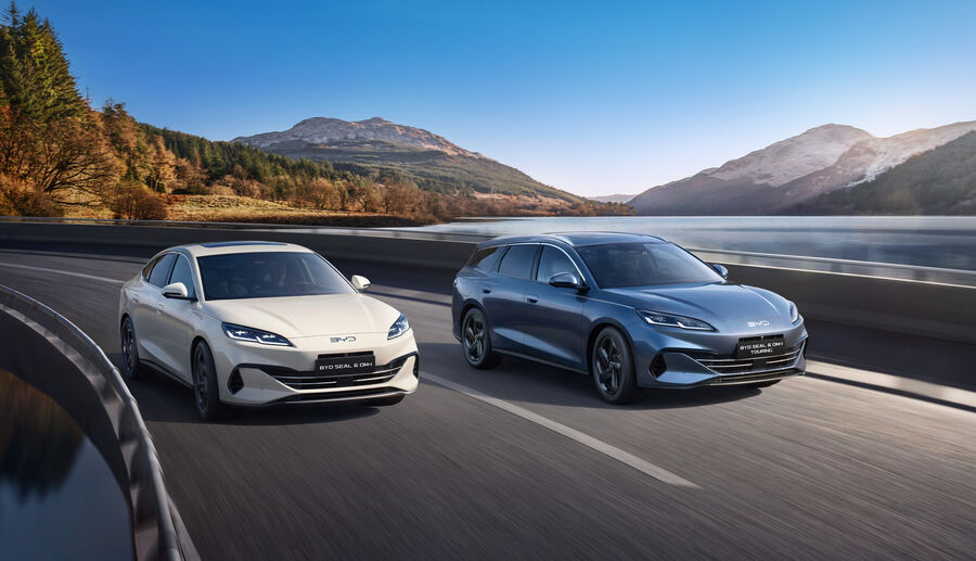 BYD Seal 6 DM-i chega ao mercado com tecnologia Super Híbrida Plug-in