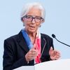 Lagarde estima que inflação se mantenha perto dos 2% nos próximos meses